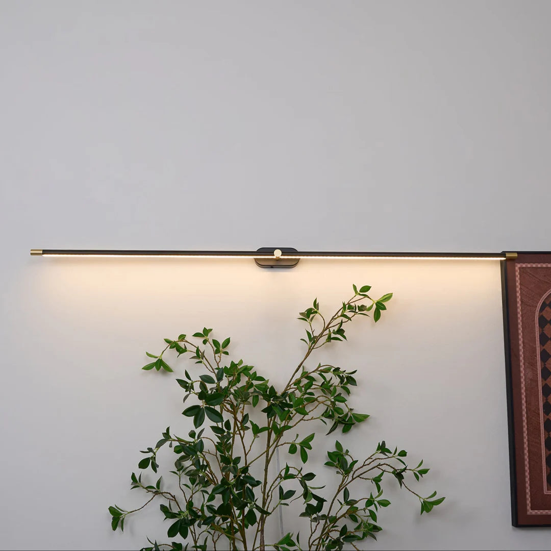 Modern Minimalist Linear Brass Wall Lamp